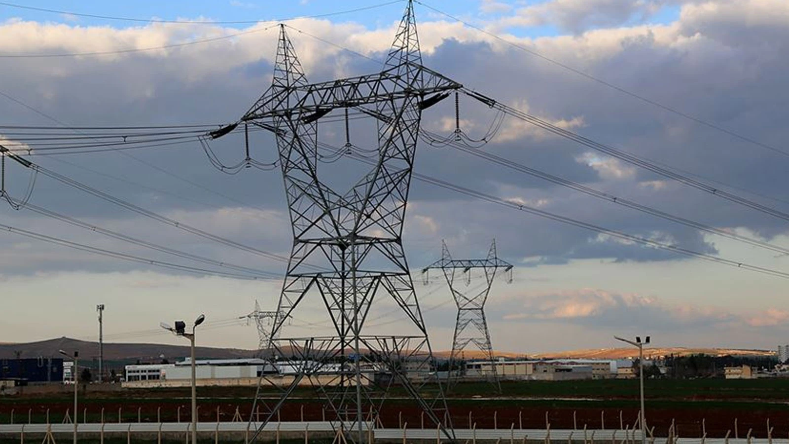 Türkiye'nin Elektrik Üretimi Ağustos Ayında Arttı