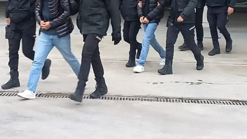 Terör örgütü DEAŞ'a yönelik Şırnak ve Kocaeli'deki operasyonda 9 şüpheli yakalandı