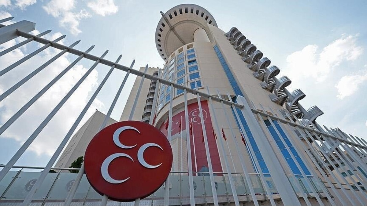 MHP'den belediye başkanlarına net mesaj: '5 dakikada yollarımızı ayırırız'