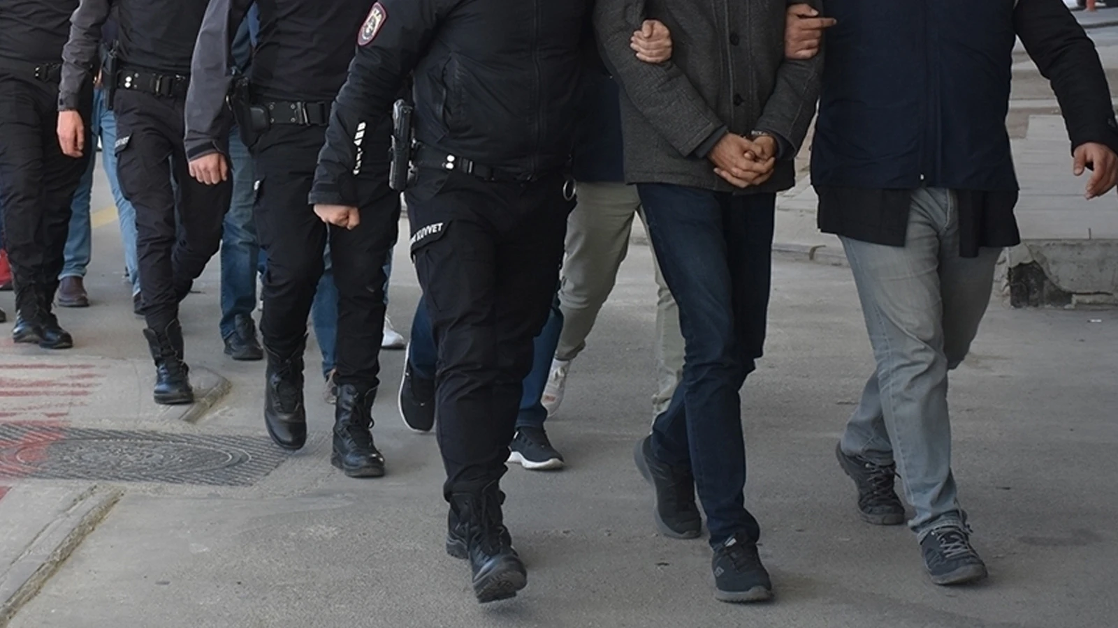 7 ayrı organize suç örgütüne operasyon: 78 şüpheli yakalandı