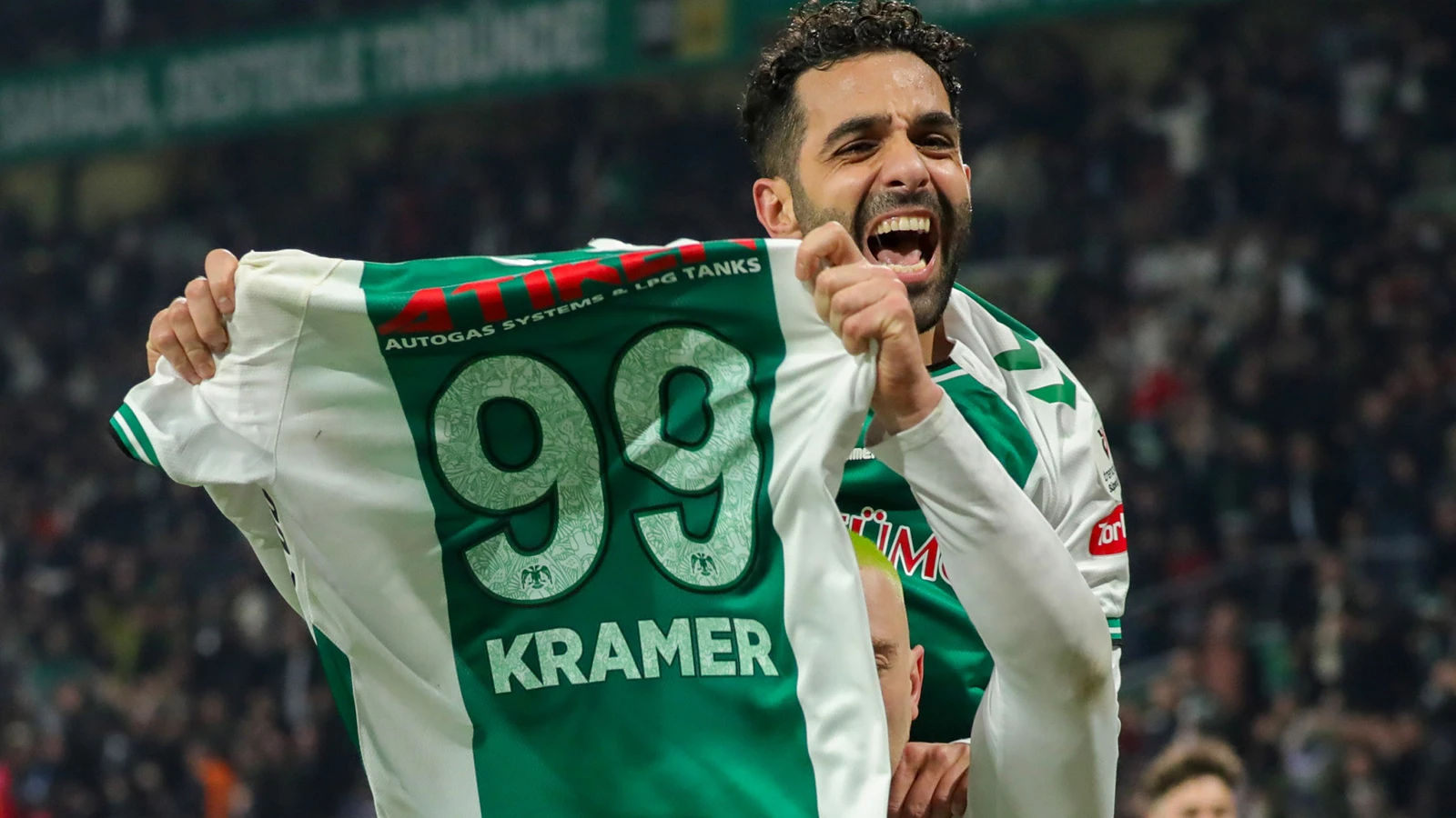 Özür sonrası Uğurcan Yazğılı, şikayetini geri çekti