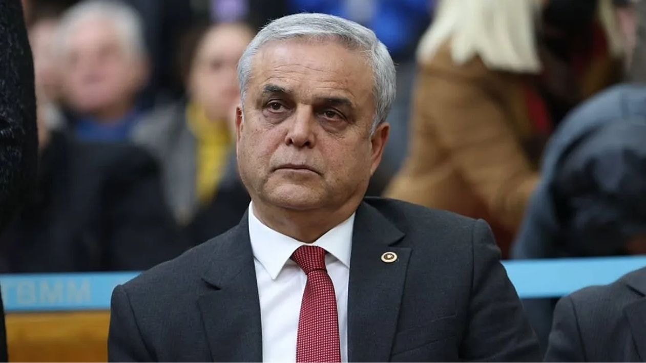 CHP'den istifa eden Hasan Ufuk Çakır, AKP'ye geçiyor!