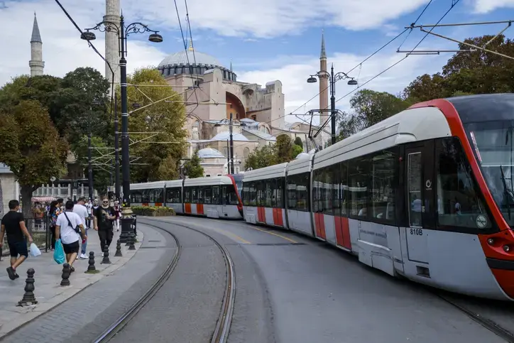 İstanbul'da Metrolar Çalışıyor Mu? 16 Ekim 2026 Marmaray, Metro Ve Tramvay Seferlerinde Son Durum!