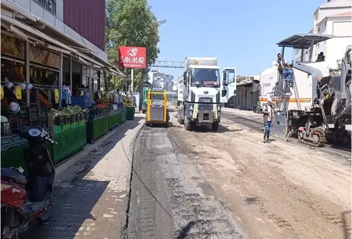 4 mahalleyi birbirine bağlayan yol asfaltlandı