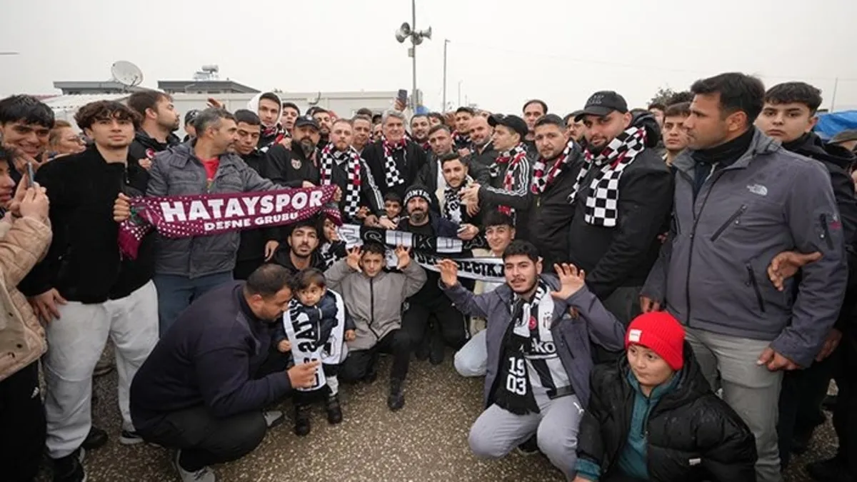 Beşiktaş Başkanı Serdal Adalı Hatay'da depremzedeleri ziyaret etti
