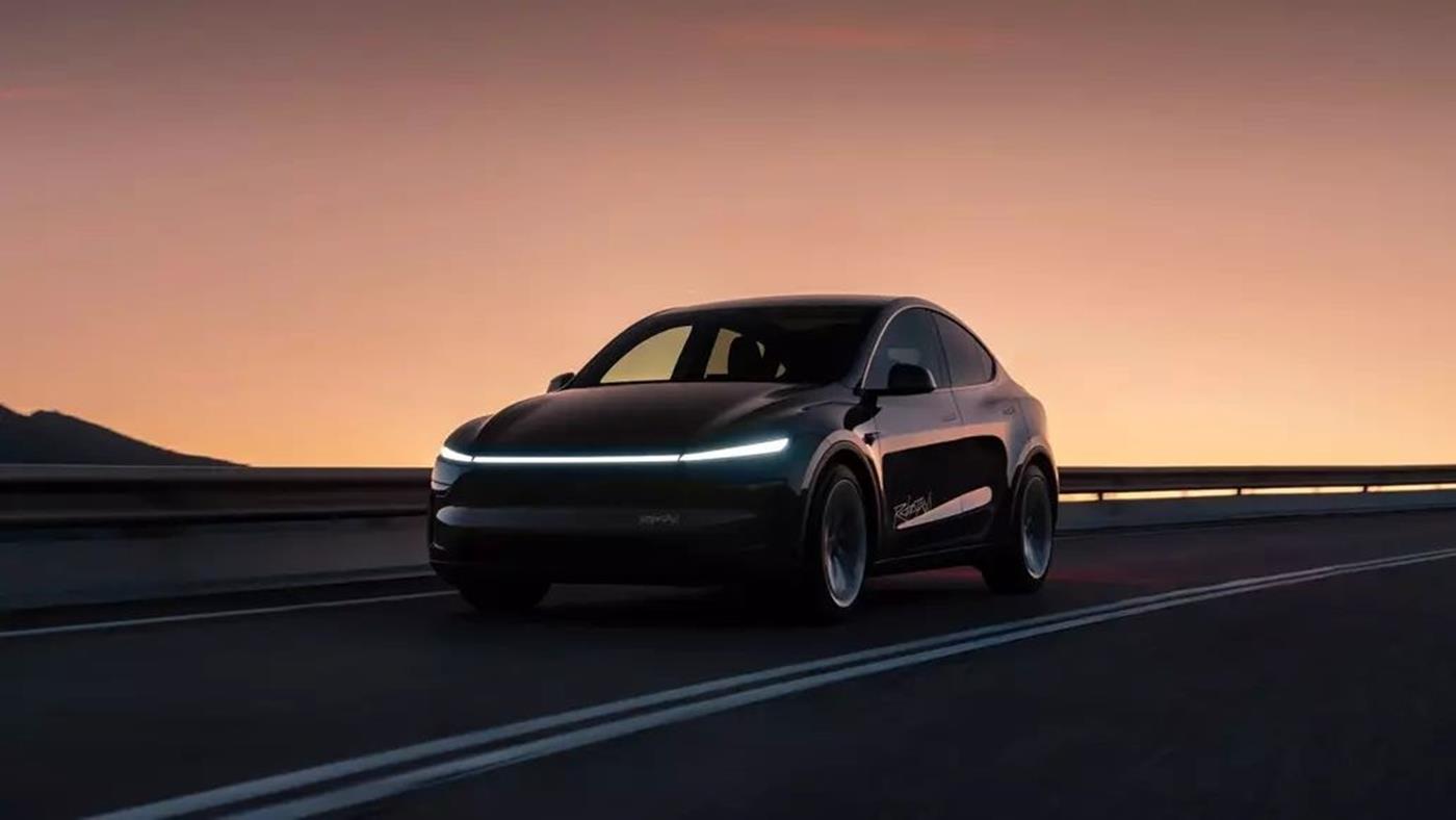 Tesla, araçları ve insansı robotları için geliştirdiği AI5 çipini tanıttı