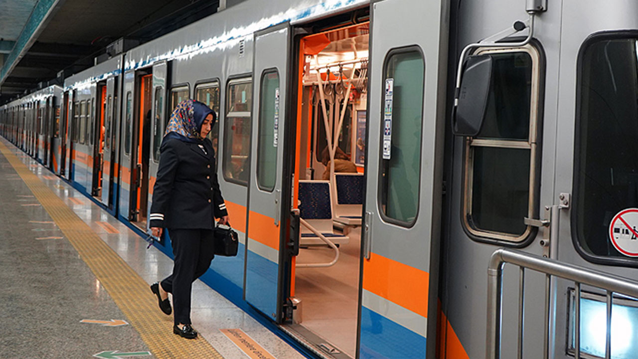 İstanbul Valiliği duyurdu: Taksim metrosu kapatıldı