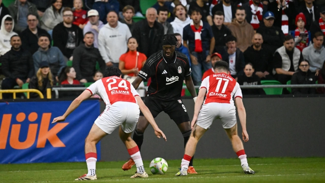 Beşiktaş St. Patrick's maçı ne zaman, saat kaçta, hangi kanalda? Şifresiz mi?