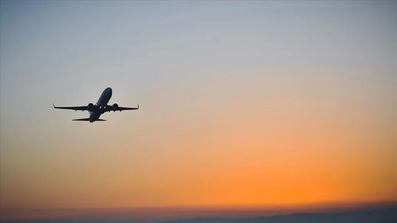 Avrupa'da yüzlerce uçuşta iptal ve gecikme yaşanıyor