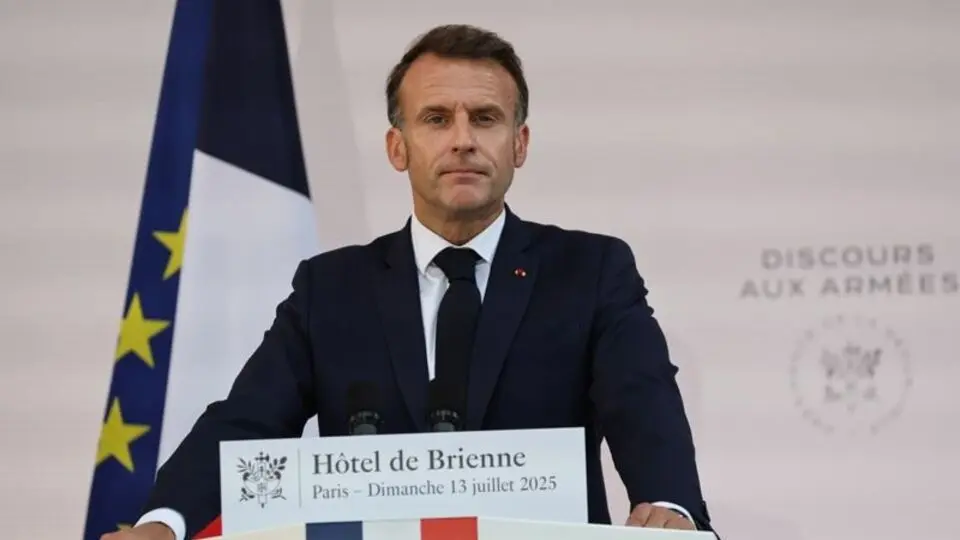 Macron, önümüzdeki iki yılda 6,5 milyar euro ek askeri harcama yapacak