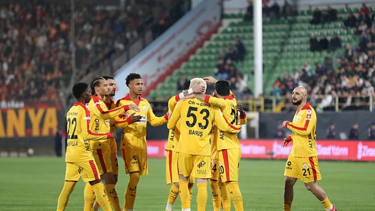 Yaser Asprilla gole çok yaklaştı! İşte o anlar