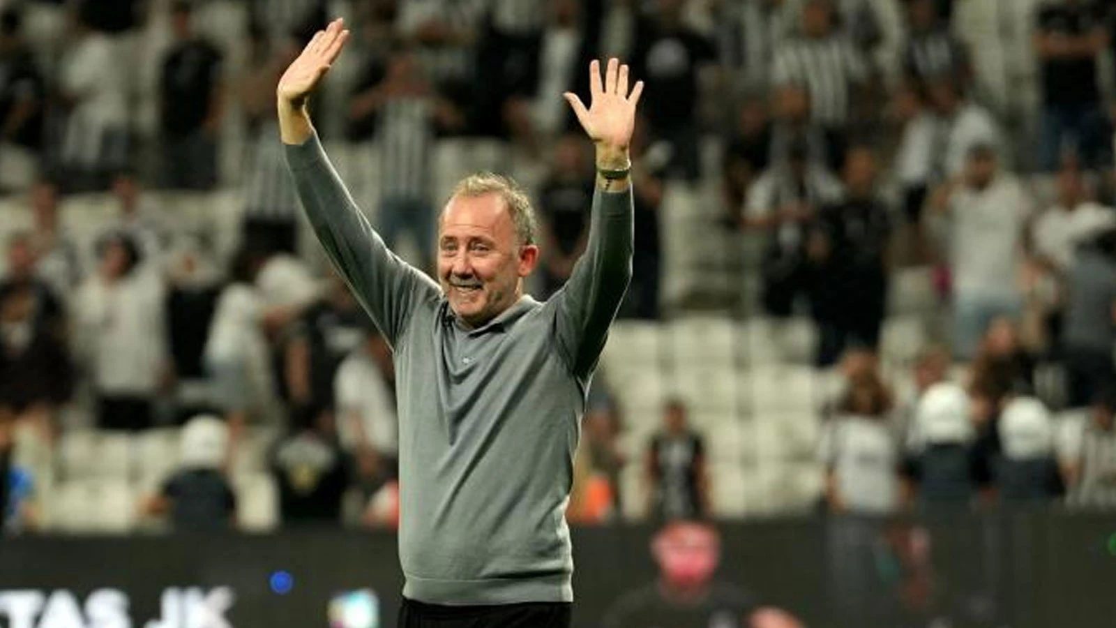 Sergen Yalçın, Beşiktaş’ın başında derbileri kaybetmiyor