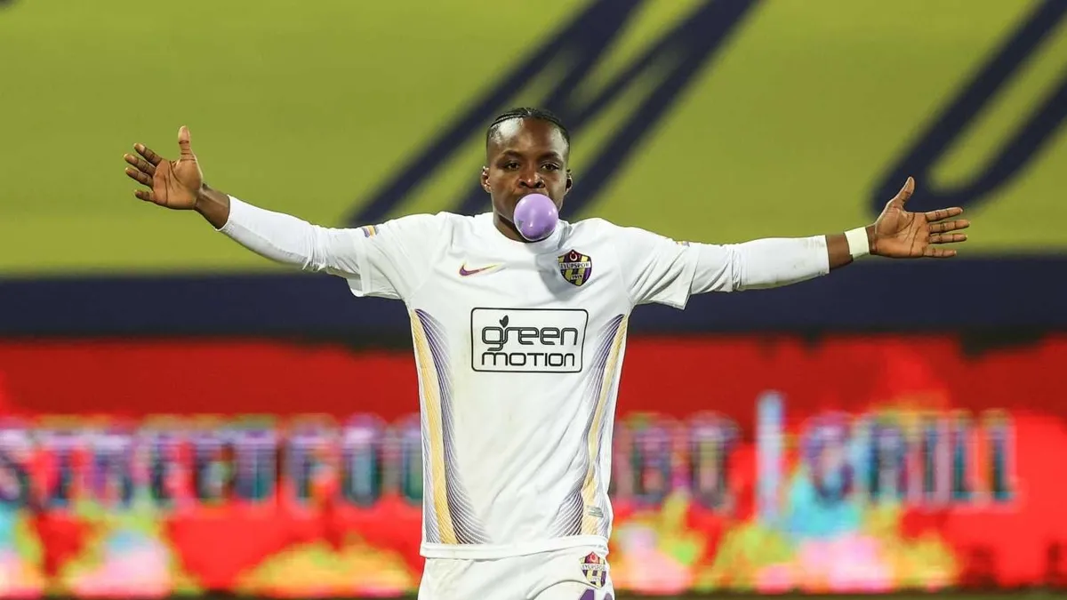 İkas Eyüpsporlu Prince Ampem Şanghay Port'a transfer oldu!