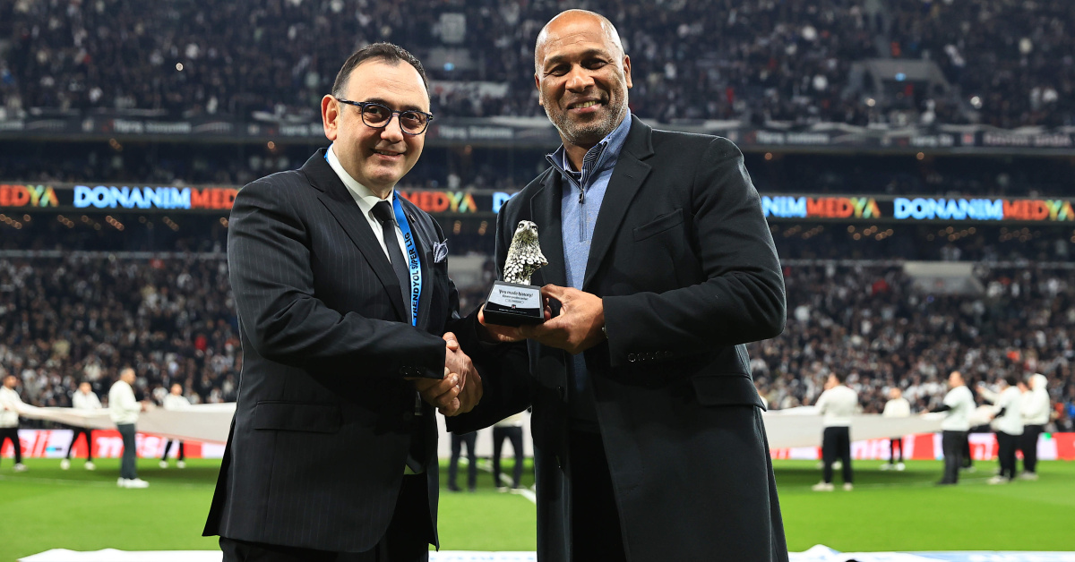 Les Ferdinand: Beşiktaş Taraftarlarının Desteği Eşsizdir - Beşiktaş Haberleri - Habertürk Spor