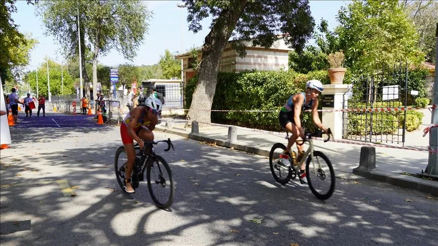 Oral-B Asya ve Avrupa Triatlon Şampiyonası, İstanbul'da yapıldı