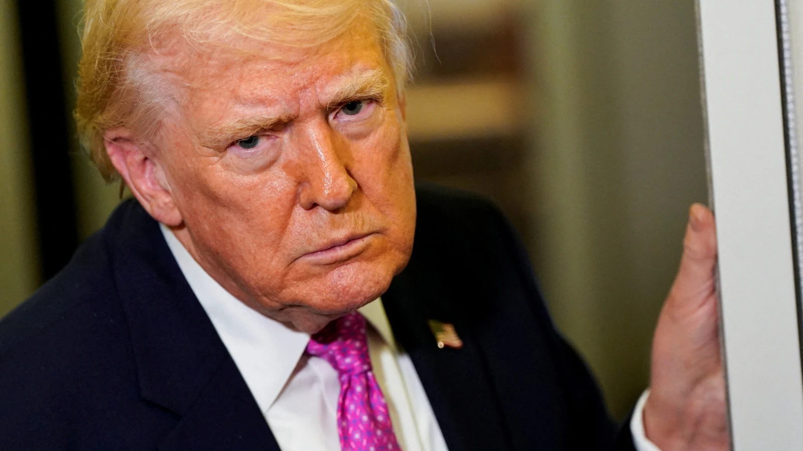 Trump: Bize nükleer tozu verecekler