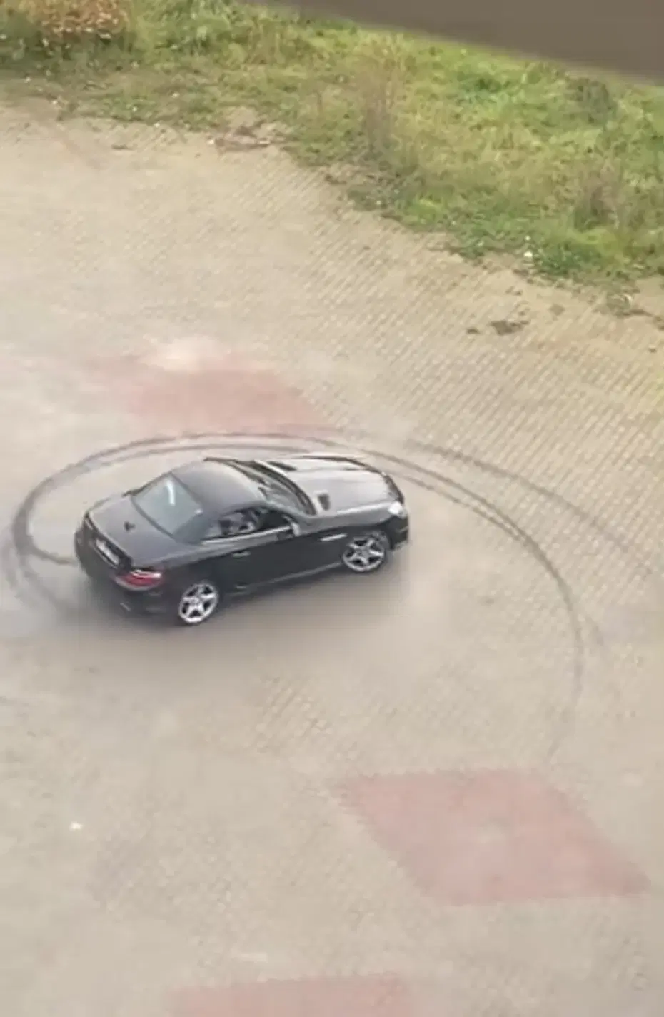 Özel hastanede vale skandalı. Müşterinin otomobili ile drift attılar