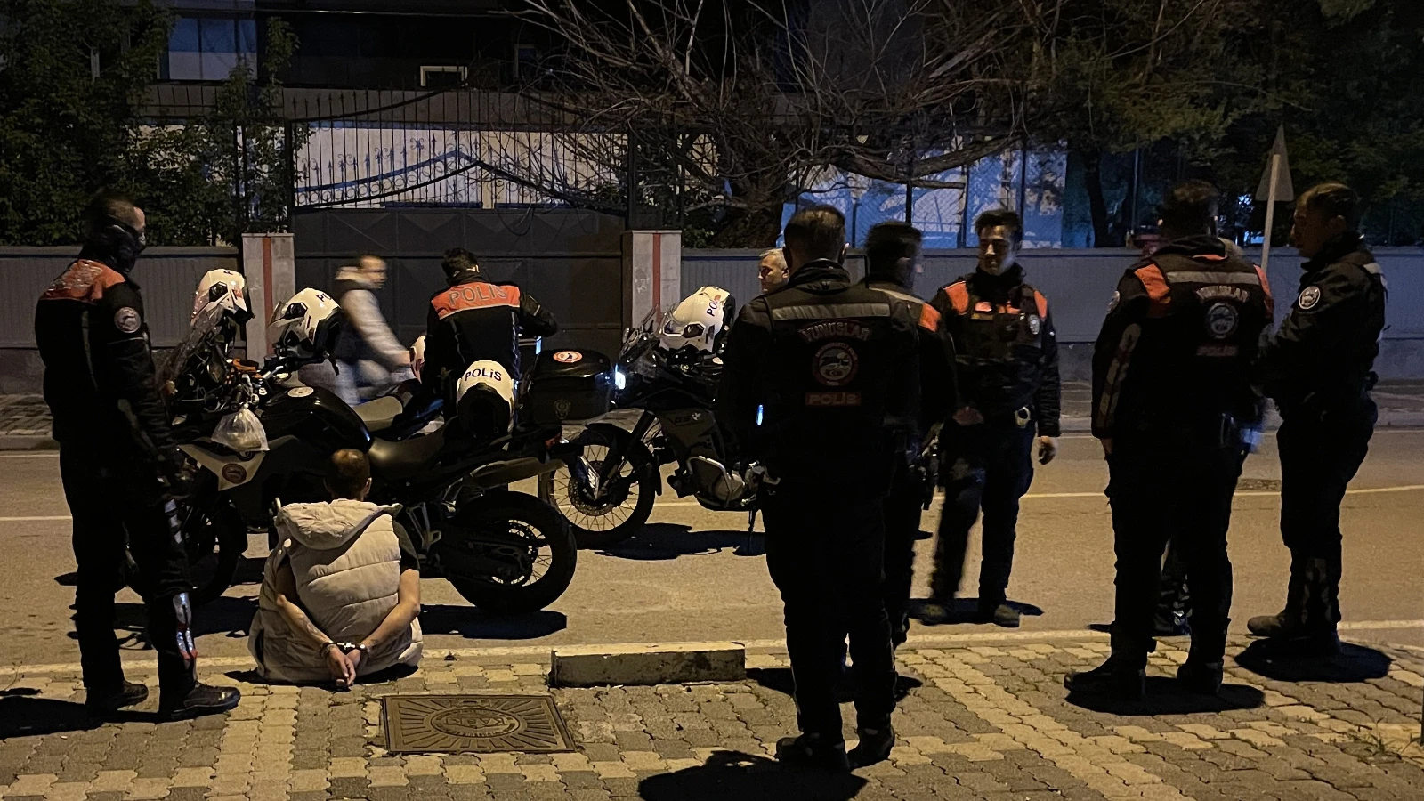 Cezaevinden izinli çıkan mahkum, uyuşturucuyla yakalandı