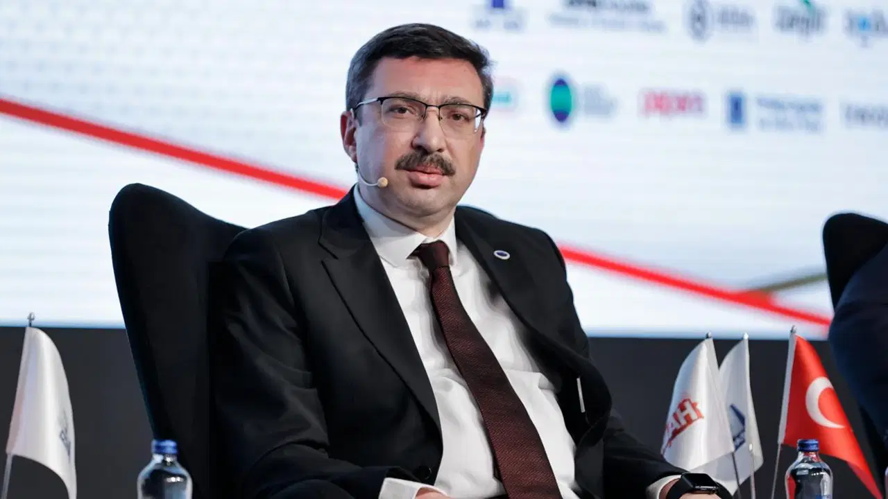 Son Dakika... Resmi Gazete'de Yayımlandı: Bir Görevden Alma Daha!