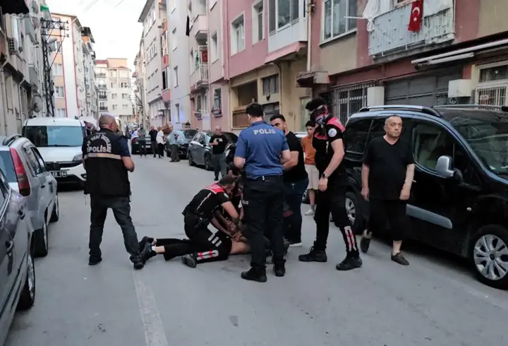Edirne’de 2 grup arasında bıçak ve sopalı kavga; 5 yaralı, 10 gözaltı