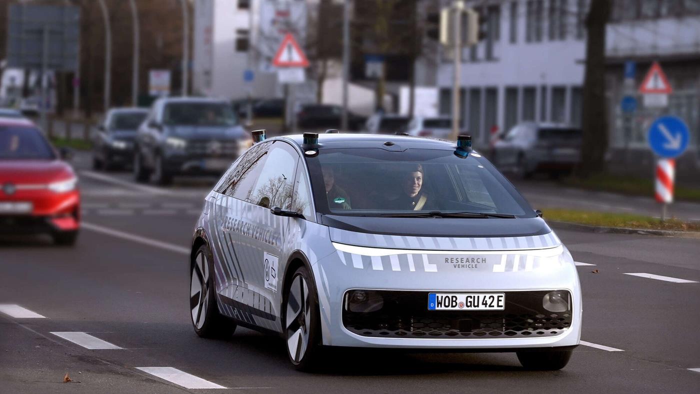 Volkswagen de robotaksi yarışında: Gen.Urban aracını test ediyor