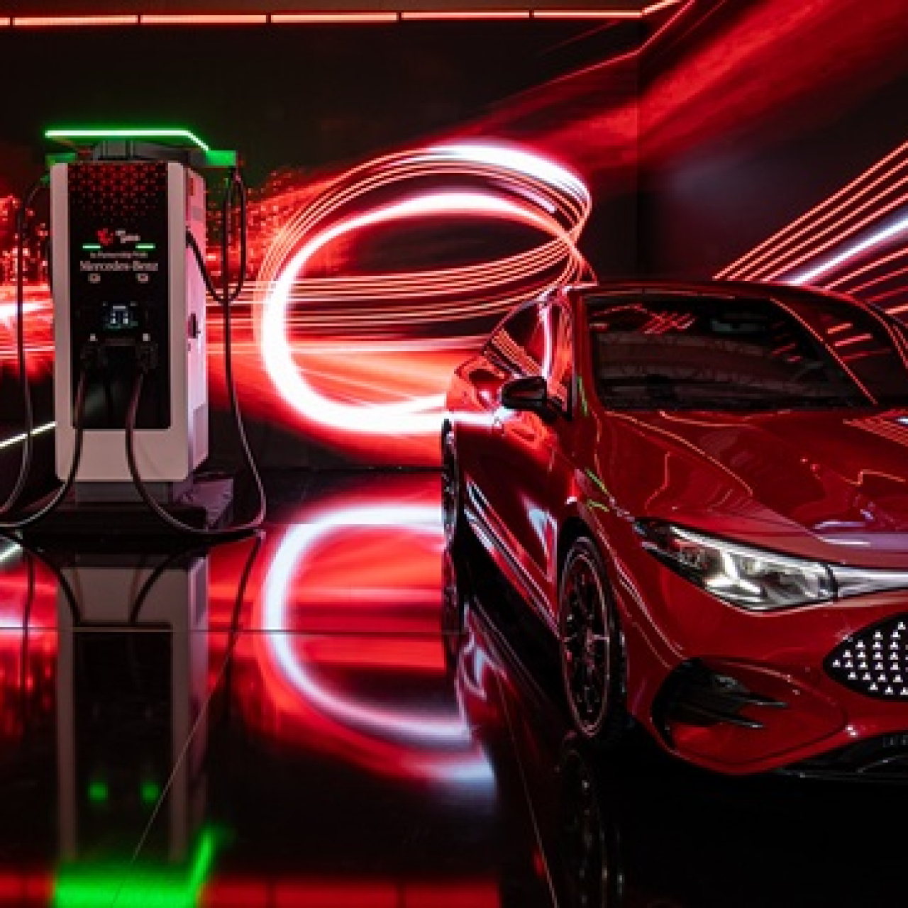 Mercedes-Benz ve En Yakıt'tan şarj ortaklığı