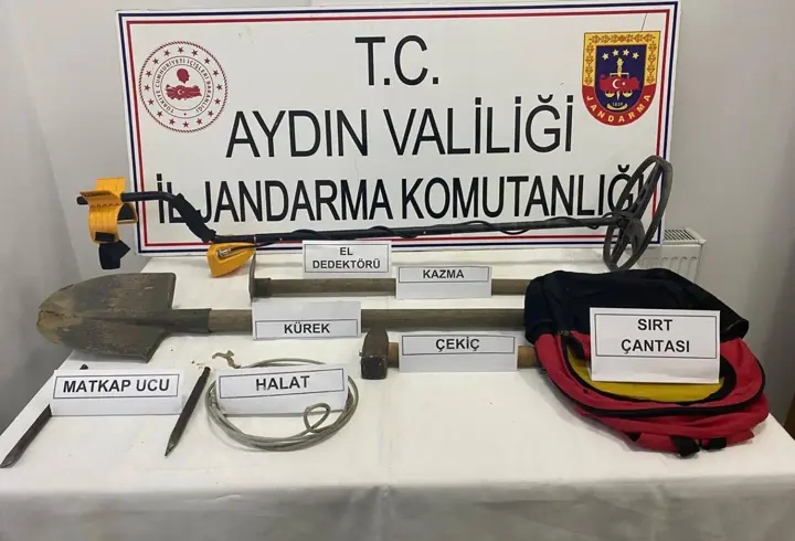 Aydın'da SİT alanında kaçak tarihi eser kazısına 3 gözaltı