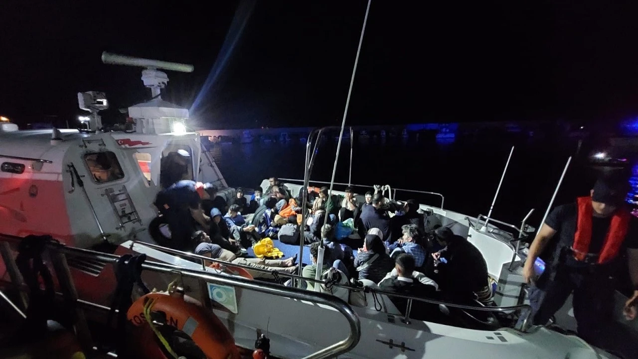 Çanakkale'de kaçak göçmen operasyonu: 25 kişi yakalandı