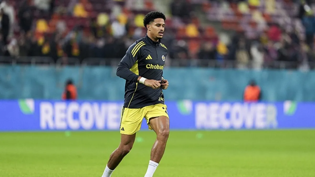 Fenerbahçe'de Jayden Oosterwolde için transferde büyük ısrar!