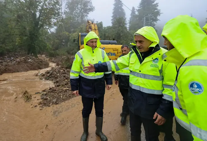 Sakarya Büyükşehir Belediye Başkanı Alemdar: 36 Saattir Sahadayız