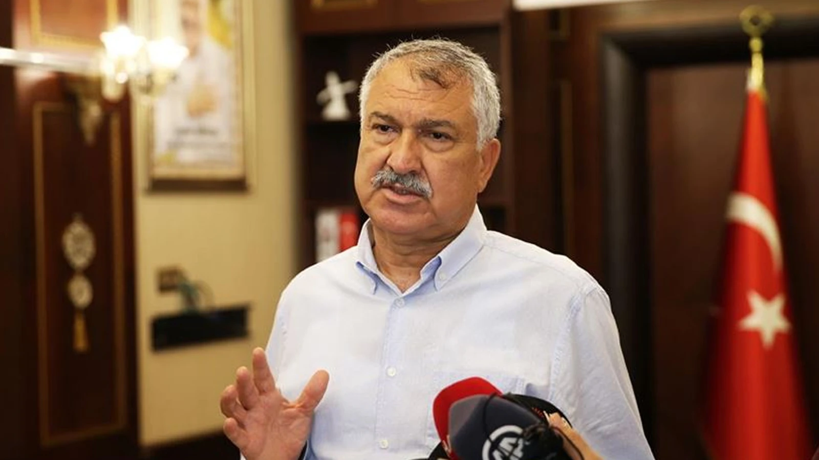 TBB'nin başkanlık koltuğuna Adana Büyükşehir Belediye Başkanı Karalar geçti