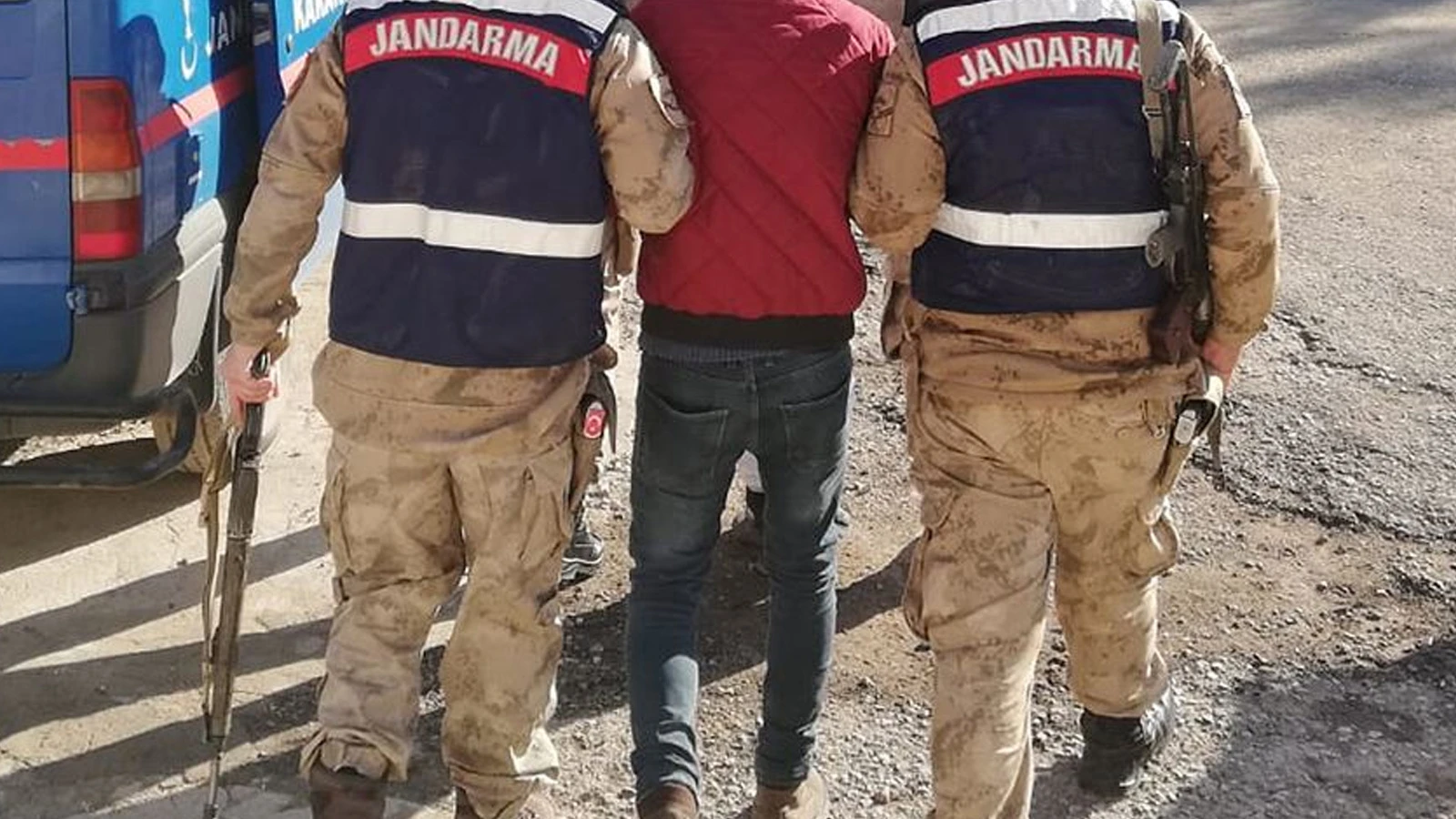 MİT ve Jandarma'dan siber casusluk operasyonu: 2 tutuklama