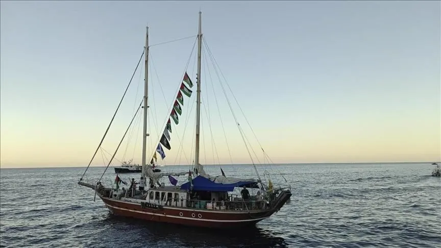 Küresel Sumud Filosu: Mikeno gemimiz Gazze sularında