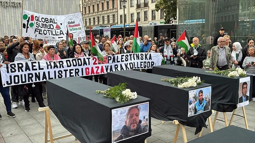 İsveç'te Gazze'deki açlık ve gazetecilere yönelik saldırılar protesto edildi