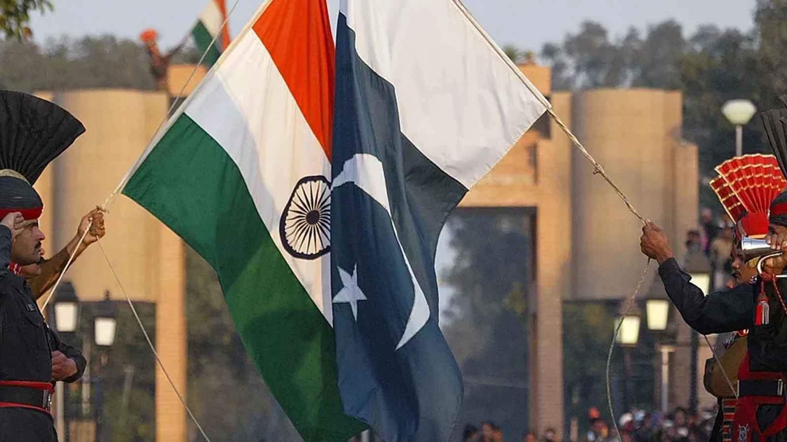 Hindistan'dan Pakistan'a yeni tehdit: Bu sadece fragmandı