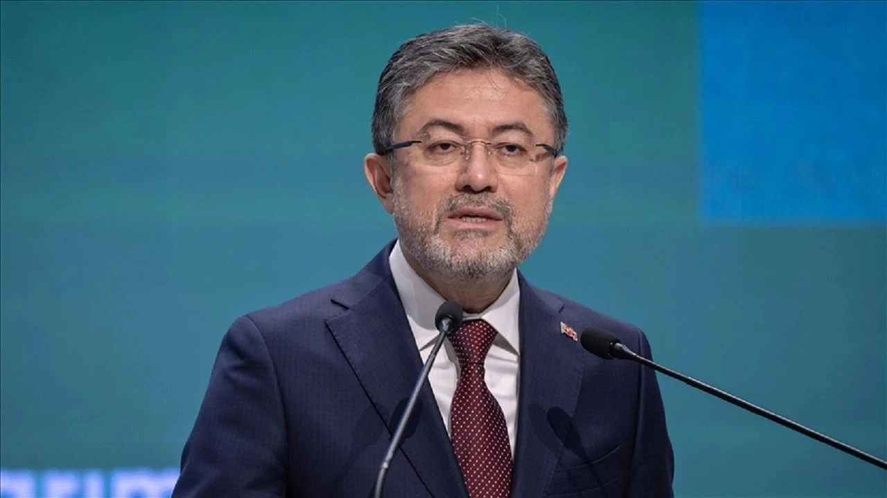 Bakan Yumaklı açıkladı! 4 ildeki 5 orman yangını kontrol altına alındı