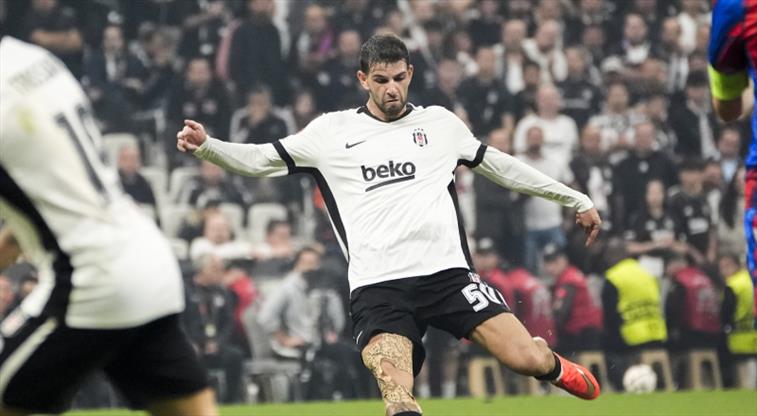 Beşiktaş Tan Ümit Akdağ Açıklaması Kırık Var