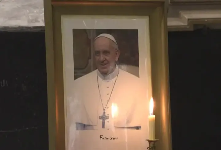 Vatikan’da Papa Francis açıklaması: Gece boyunca uyudu, dinlendi