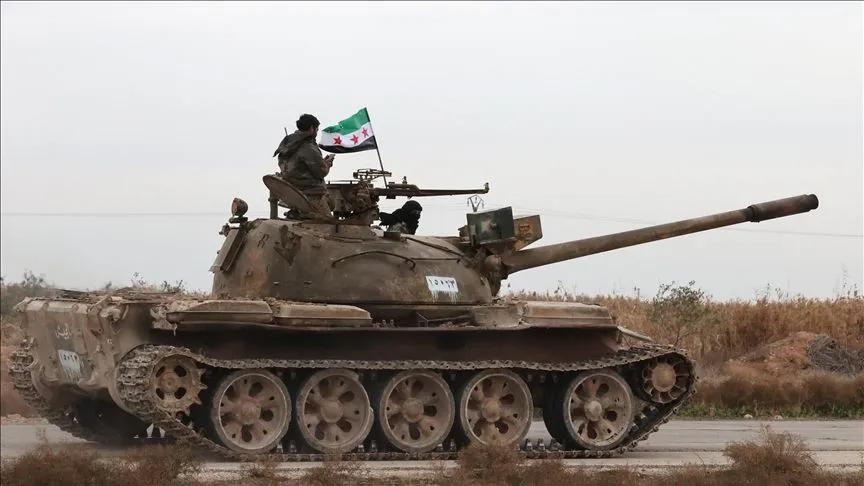 Suriye hükümeti ABD'nin çekildiği stratejik Tenef Üssü'nü teslim aldı