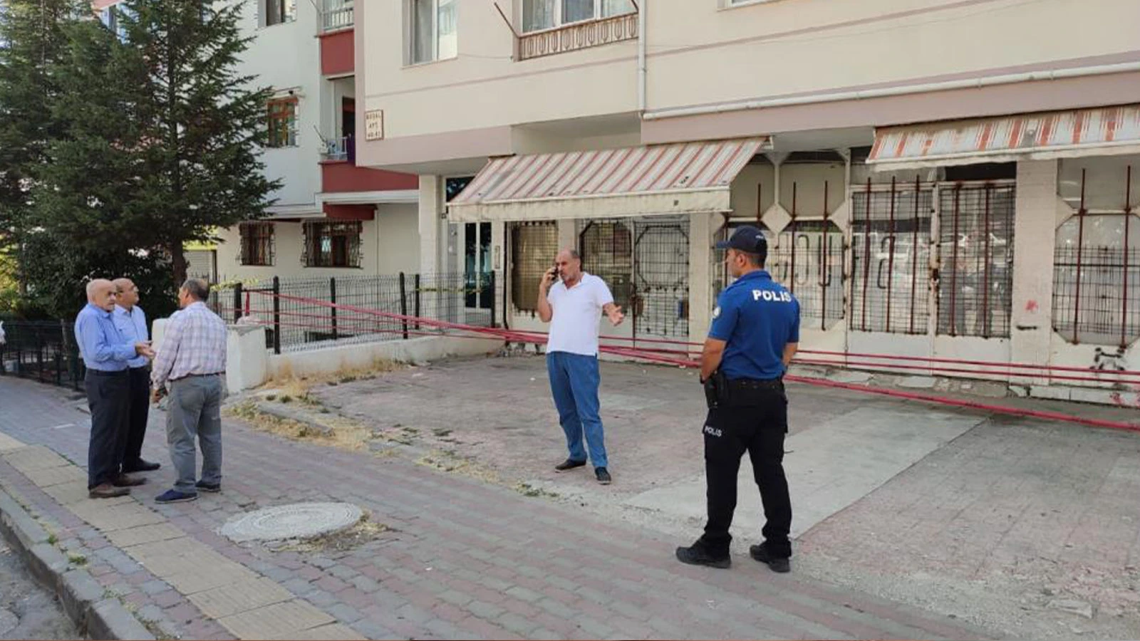 Ankara'da kolonları kırılan 6 katlı bina tahliye edildi