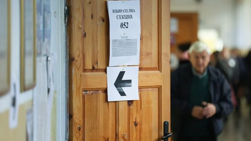 Bulgaristan'da vatandaşlar son 5 yılda 8'inci kez sandık başına gidecek