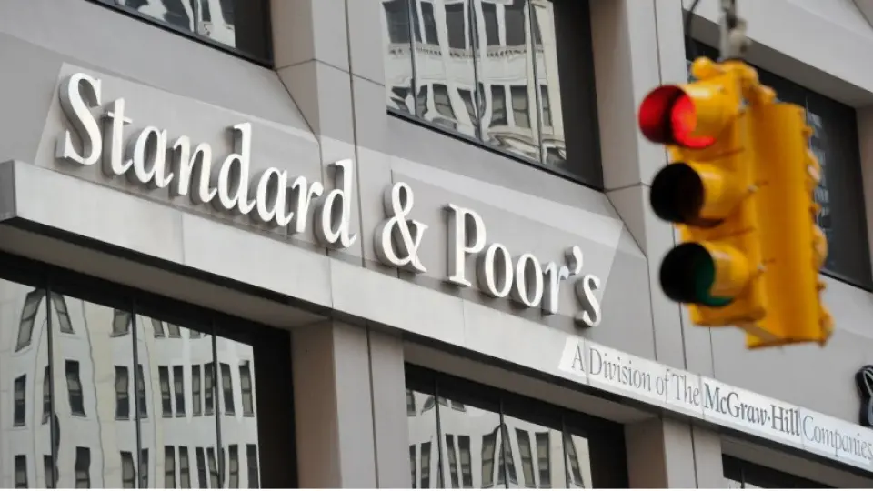 S&P, Türkiye'nin kredi notunu korudu