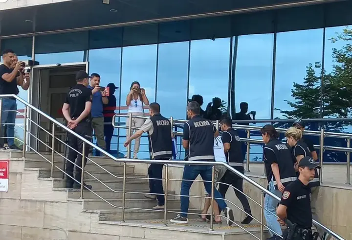 İndirimli tatil vaadiyle 300 kişiyi dolandırdığı iddia edilen çift yakalandı