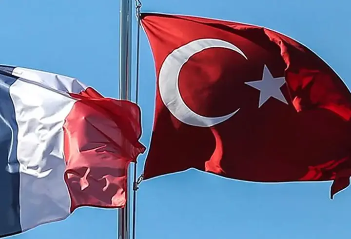 Fransa ve Avusturya'da Cumhuriyet'in 102. yılı kutlandı