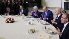 Kurtulmuş'un iftarı iktidar ve muhalefeti neden buluşturamadı?