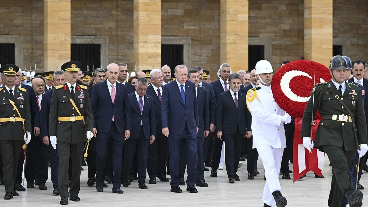 Cumhurbaşkanı Erdoğan'dan 30 Ağustos mesajı: Menfur planlara müsaade etmiyoruz