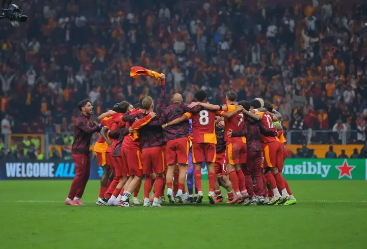 Galatasaray, Liverpool’u devirdi; Şampiyonlar Ligi’nde siftahı yaptı