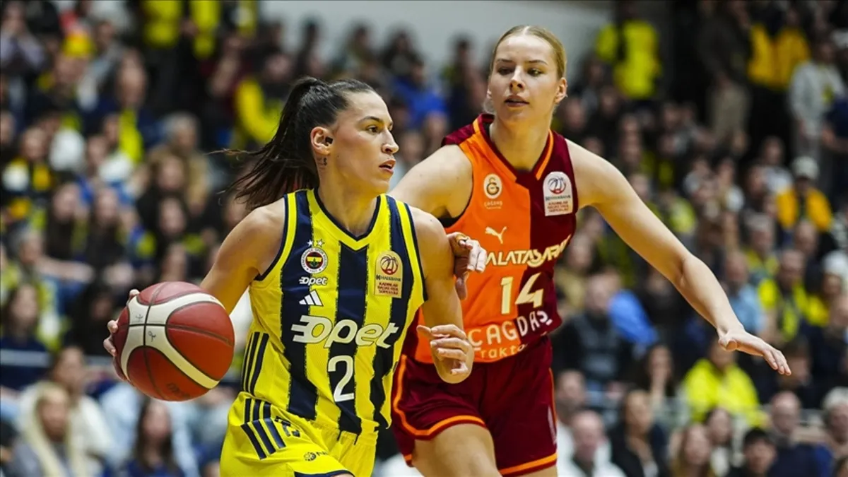 Fenerbahçe Opet ile Galatasaray Çağdaş Faktoring, final serisinde ikinci maça çıkacak!