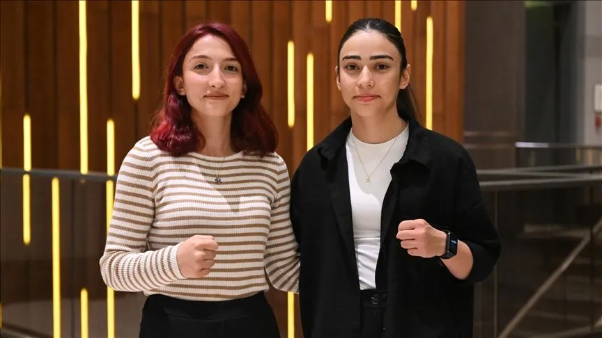Muaythaici kız kardeşler Avrupa Şampiyonası'nda birlikte mücadele edecek