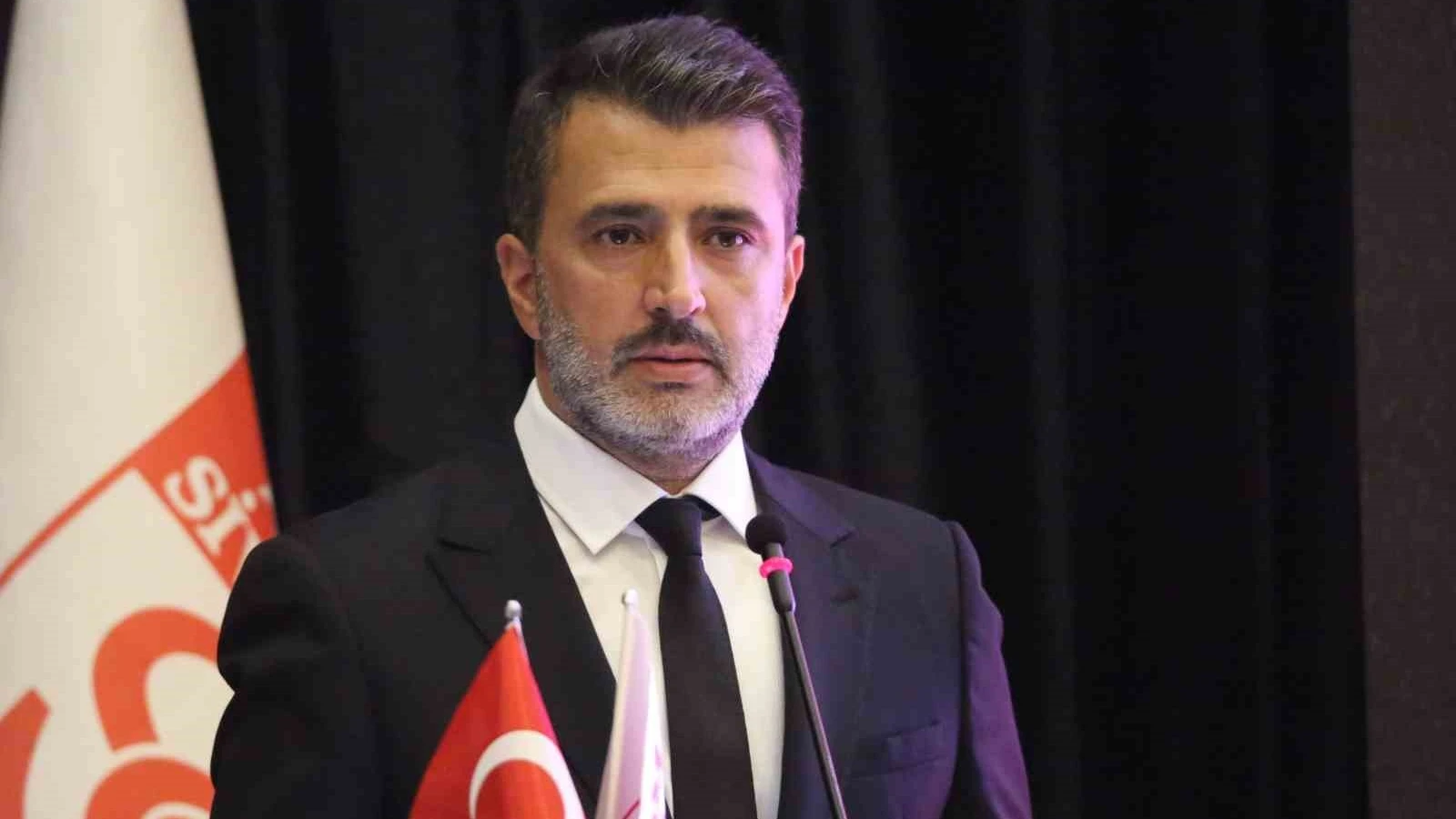 Sivasspor Başkanı Gökhan Karagöl istifa ettiğini duyurdu